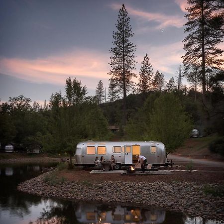 מלון מידפינס Autocamp Yosemite מראה חיצוני תמונה